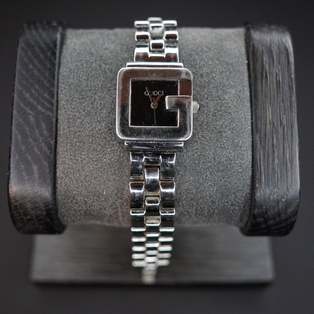Gucci 3600L Women's Watch Quartz 23mm Black Dial Swiss Made Square Working - Picture 2 of 7